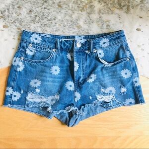 TopShop Moto Cutoff Denim Shorts Flowers 28